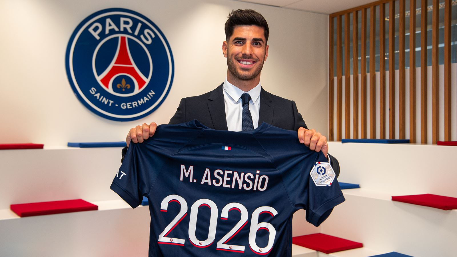 230706_asensio_psg.jpg (159 KB)